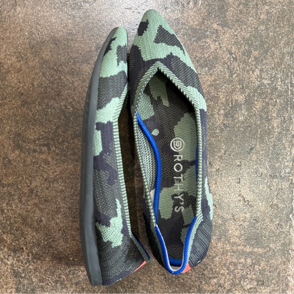 Rothy’s  The Point Camo Pointed Toe Ballet Flat Size US 8.5 - Runs Small - Picture 3 of 8